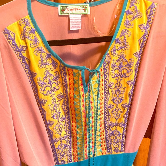 Beautiful Flying Tomato dress. - Picture 1 of 5